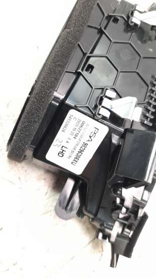 Recambio de aireador derecho para opel corsa f 2019- gs referencia OEM IAM 98296386XU   2