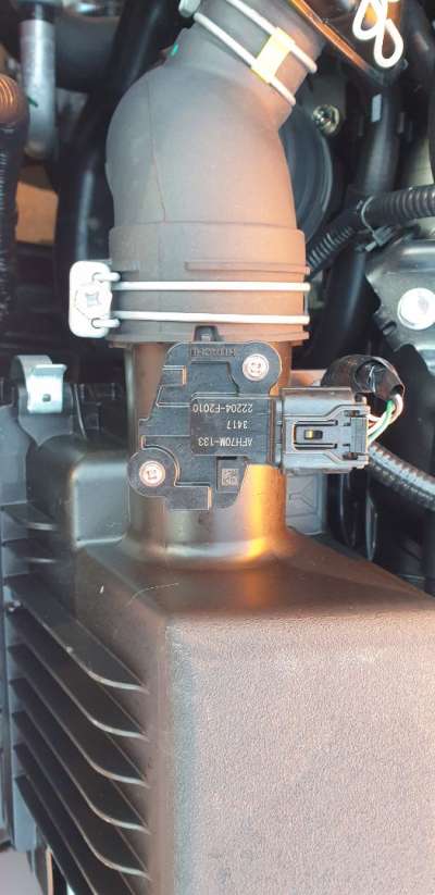 Recambio de caudalimetro para toyota corolla (e21) 2019- hybrid style referencia OEM IAM 22204F2010  