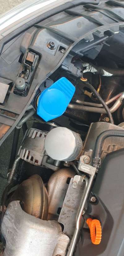 Recambio de deposito limpia para audi a1 (8x) 2010-2014 ambition referencia OEM IAM 6R0955453E  