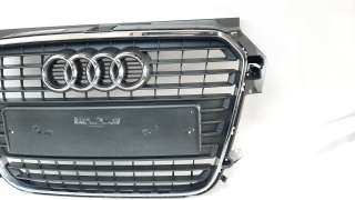 Recambio de rejilla delantera para audi a1 (8x) 2010-2014 ambition referencia OEM IAM 8X0853651 107022705 AD1202001