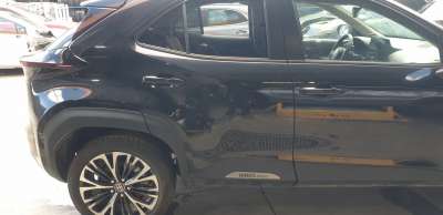 Recambio de puerta trasera derecha para toyota yaris cross 2021-2022 hybrid 2wd active tech referencia OEM IAM 67003K2010  