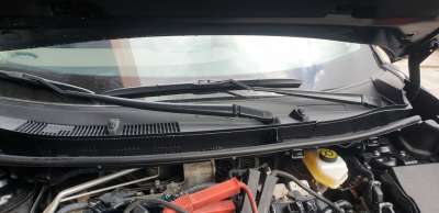Recambio de torpedo para toyota yaris cross 2021-2022 hybrid 2wd active tech referencia OEM IAM 557010D210  