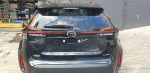 Recambio de porton trasero para toyota yaris cross 2021-2022 hybrid 2wd active tech referencia OEM IAM 670050D810  
