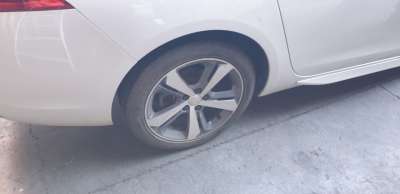Recambio de amortiguador trasero derecho para peugeot 308 sw 2014- gt line referencia OEM IAM 9817349480  