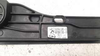 Recambio de elevalunas delantero derecho para peugeot 208 (p2) 2019- active referencia OEM IAM 9829043380  