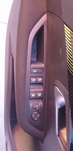 Recambio de mando elevalunas delantero izquierdo para peugeot 208 (p2) 2019- active referencia OEM IAM 98421760ZD  