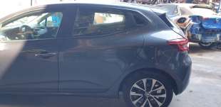 Recambio de puerta trasera izquierda para renault clio v 2019- intens referencia OEM IAM 821017920R  