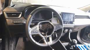 Recambio de volante para renault clio v 2019- intens referencia OEM IAM 484004585R  
