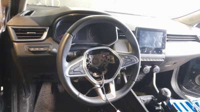 Recambio de volante para renault clio v 2019- intens referencia OEM IAM 484004585R  