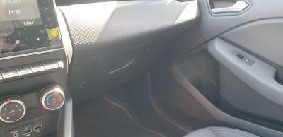 Recambio de guantera para renault clio v 2019- intens referencia OEM IAM 682529126R  