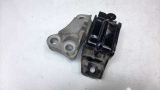 Recambio de soporte motor izquierdo para jeep compass ii 2017- longitude 4x2 referencia OEM IAM P68253035AC  