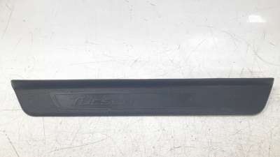 Recambio de moldura para hyundai tucson 2015- classic blue referencia OEM IAM 85883D7000  