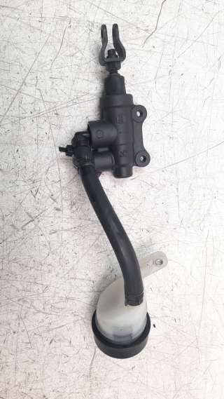Recambio de bomba freno para bmw r 1200 r 2015-2019 r 1200 r referencia OEM IAM 34318522398  