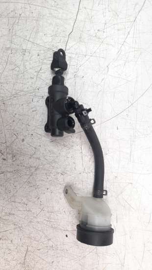 Recambio de bomba freno para bmw r 1200 r 2015-2019 r 1200 r referencia OEM IAM 34318522398   2