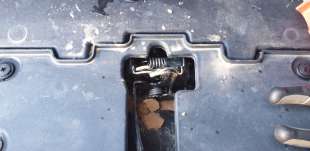 Recambio de cerradura capo para mg zs 2022- comfort referencia OEM IAM ZS1C31A0  
