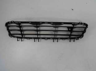 Recambio de rejilla paragolpes central para opel astra h berlina 2004-2007 referencia OEM IAM 1400304 107163004 OP4102120