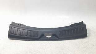 Recambio de moldura para land rover discovery sport 2014- 2.0 td4 cat referencia OEM IAM FK72113A10A  