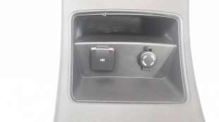Recambio de rejilla aireadora para ssangyong rexton 2021- limited 4x4 referencia OEM IAM 7795836200   2