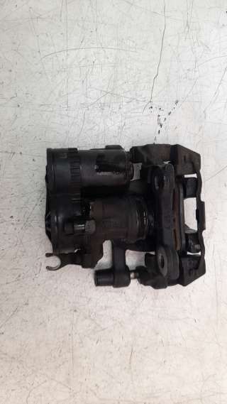 Recambio de pinza de freno trasera derecha para mini clubman (f54) 2015- cooper d referencia OEM IAM 6798958  