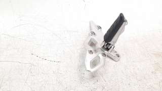 Recambio de estribo lateral para bmw r 1200 r 2015-2019 r 1200 r referencia OEM IAM 46718540797  