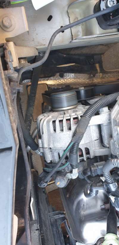 Recambio de alternador para citroën c3 2016- feel pack referencia OEM IAM 9835689480  