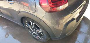 Recambio de aletin trasero izquierdo para citroën c3 2016- feel pack referencia OEM IAM 9812088880 107076122 CI3281584