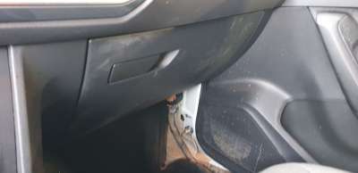 Recambio de guantera para seat ateca (khp) 2020-2022 style xm referencia OEM IAM 576857095E  