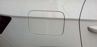 Recambio de tapa exterior combustible para seat ateca (khp) 2020-2022 style xm referencia OEM IAM 575809909  