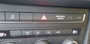 Recambio de warning para seat ateca (khp) 2020-2022 style xm referencia OEM IAM 5F0953235B  
