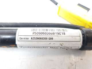 Recambio de bisagra capot para mercedes-benz clase glc (w253) 2015- glc 220 d 4matic referencia OEM IAM A2539060300  