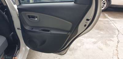 Recambio de elevalunas trasero derecho para toyota yaris 2017- hybrid active referencia OEM IAM 698300D220  