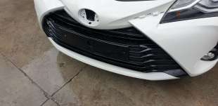 Recambio de refuerzo paragolpes delantero para toyota yaris 2017- hybrid active referencia OEM IAM 520210D070 108909107 