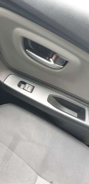 Recambio de mando elevalunas trasero derecho para toyota yaris 2017- hybrid active referencia OEM IAM 848100D030  
