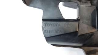 Recambio de molduras delanteras para toyota yaris 2017- hybrid active referencia OEM IAM 531110DB10  