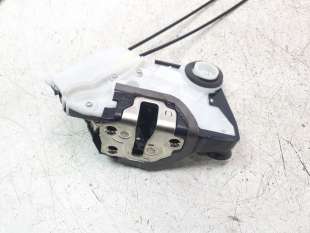 Recambio de cerradura puerta trasera derecha para toyota yaris 2017- hybrid active referencia OEM IAM 690500D320  