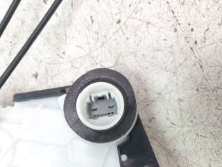 Recambio de cerradura puerta trasera derecha para toyota yaris 2017- hybrid active referencia OEM IAM 690500D320  