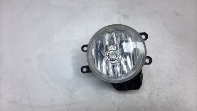 Recambio de faro antiniebla derecho para toyota yaris 2017- hybrid active referencia OEM IAM 8121002110 10107581005 TY3544413