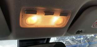 Recambio de luz interior para toyota yaris 2017- hybrid active referencia OEM IAM 812600D070  