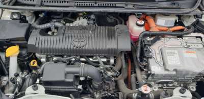 Recambio de compresor aire acondicionado para toyota yaris 2017- hybrid active referencia OEM IAM 8837015010  
