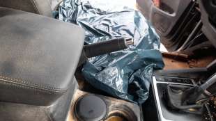 Recambio de palanca freno para volkswagen amarok 2016- referencia OEM IAM 2H6711301B  