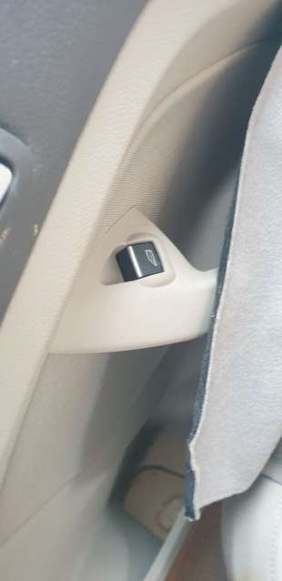 Recambio de mando elevalunas trasero derecho para ford c-max (ceu) 2014- business edition referencia OEM IAM 1746832  