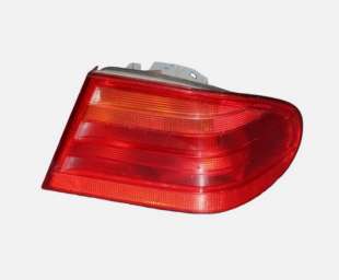 Recambio de piloto trasero derecho para mercedes-benz clase e (w210) berlina 1995-2002 referencia OEM IAM A2108204464 103F130917