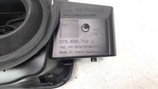 Recambio de tapa exterior combustible para seat ateca (kh7) 2016- 1.0 tsi referencia OEM IAM 575809702  