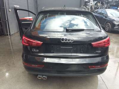 Recambio de porton trasero para audi q3 (8ug) 2014-2018 attraction quattro referencia OEM IAM 8U0827025B  