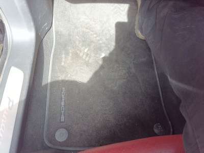 Recambio de juego alfombrillas para porsche panamera 2009-2016 diesel referencia OEM IAM 970551011256B0  