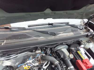 Recambio de motor limpia delantero para dacia duster iii 2024- eco-g 100 essential referencia OEM IAM 288007139R  