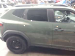 Recambio de puerta trasera derecha para dacia duster iii 2024- eco-g 100 essential referencia OEM IAM 821004575R  