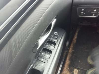 Recambio de mando elevalunas delantero izquierdo para hyundai tucson (nx) 2020- klass safe 2wd referencia OEM IAM 93571N7400  