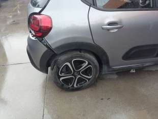 Recambio de aletin trasero derecho para citroën c3 2016- feel pack referencia OEM IAM 9812088780 107076121 CI3281583