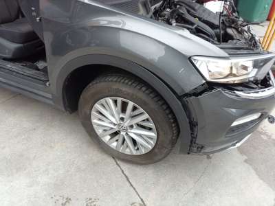 Recambio de amortiguador delantero derecho para volkswagen t-roc 2017- advance style referencia OEM IAM 5Q0413031JN  